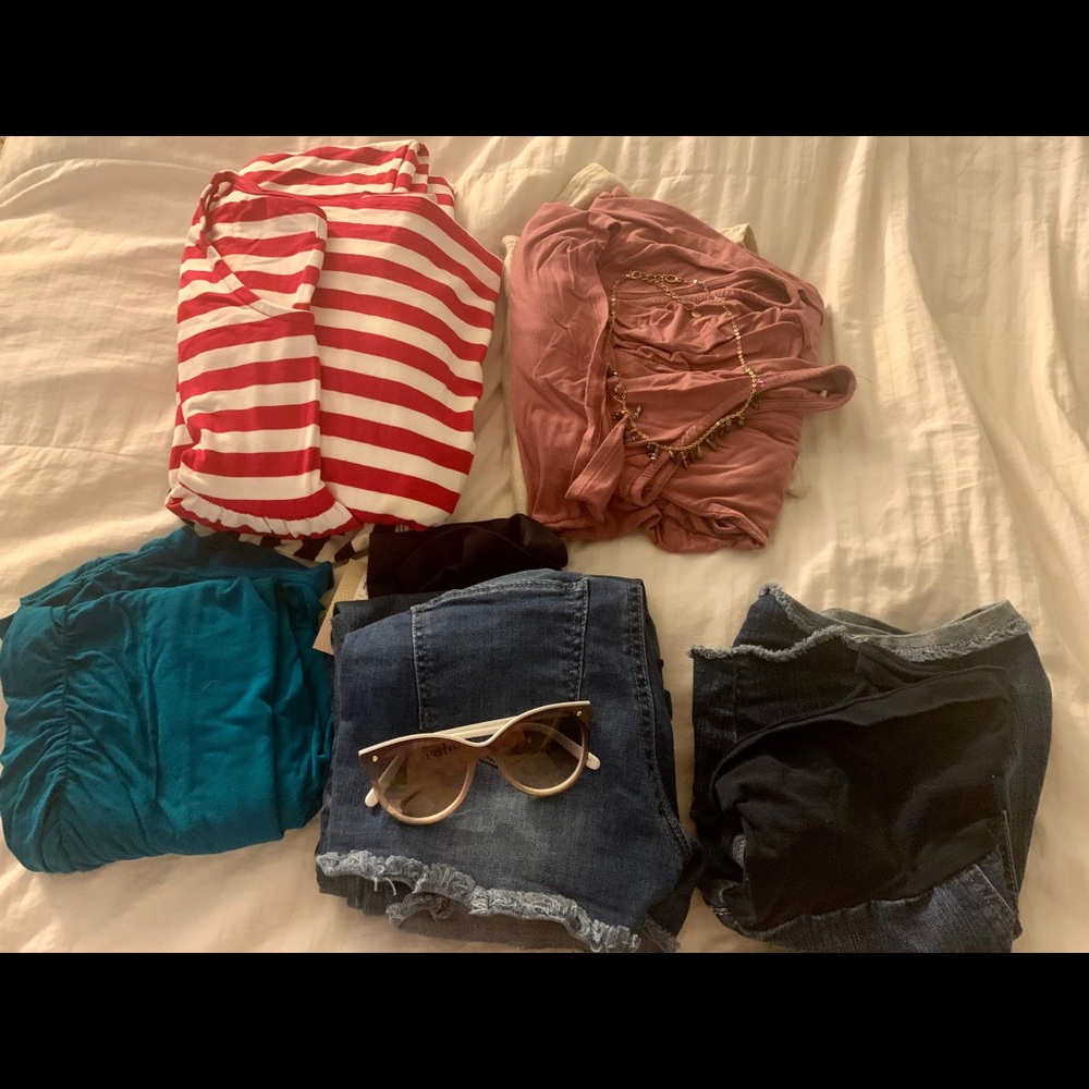 Maternity lot small/xs some NWT
